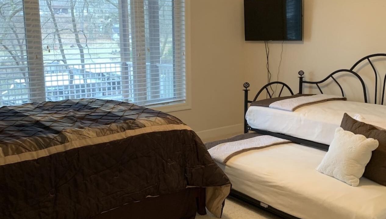 Photo of Bedroom in Roach