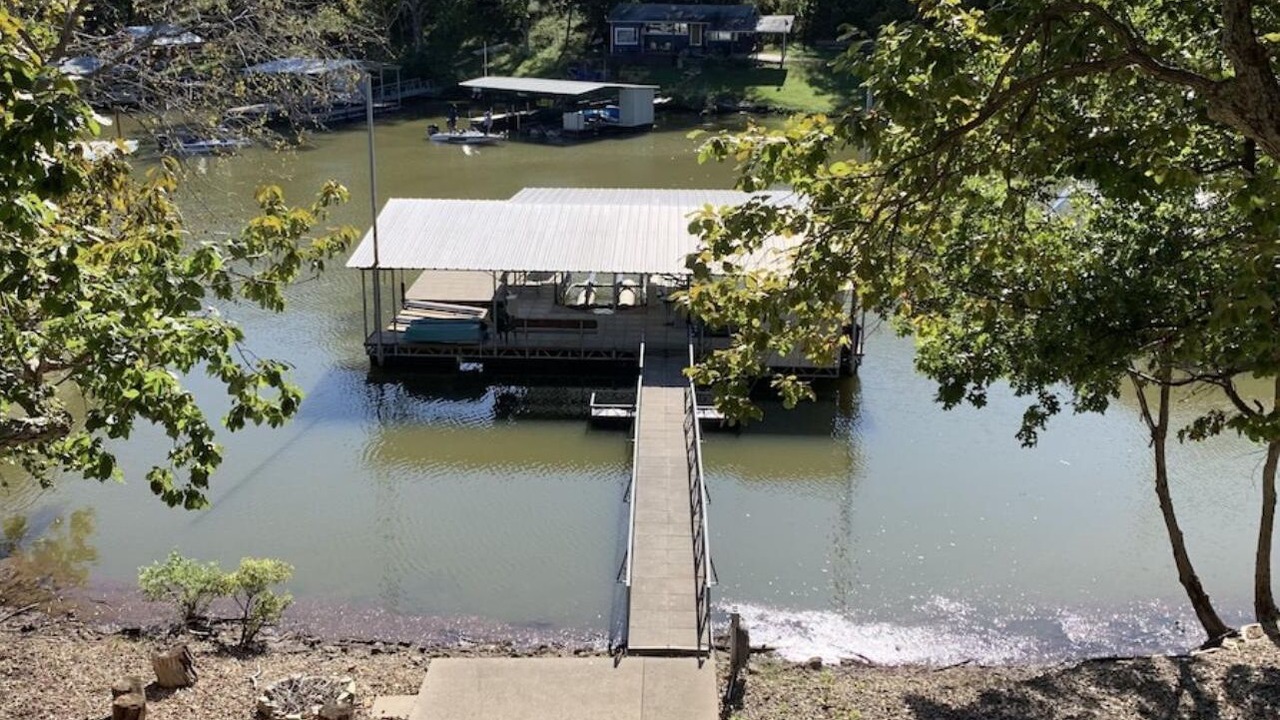 Photo of Outdoor in Roach