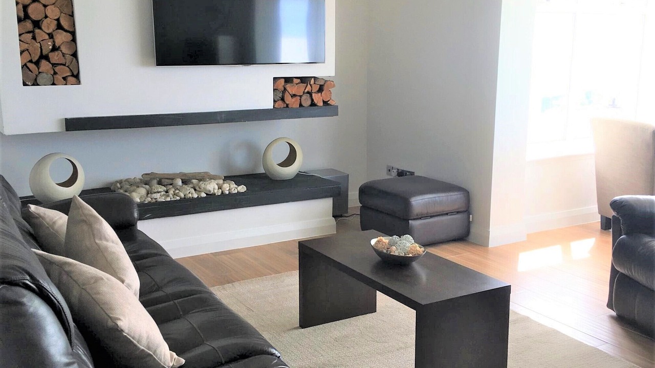 Photo of Livingroom in Tywyn