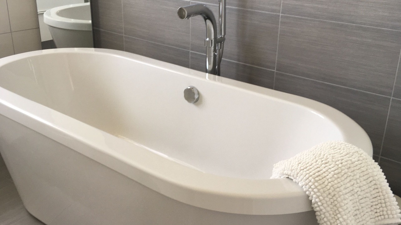 Photo of Bathroom in Tywyn