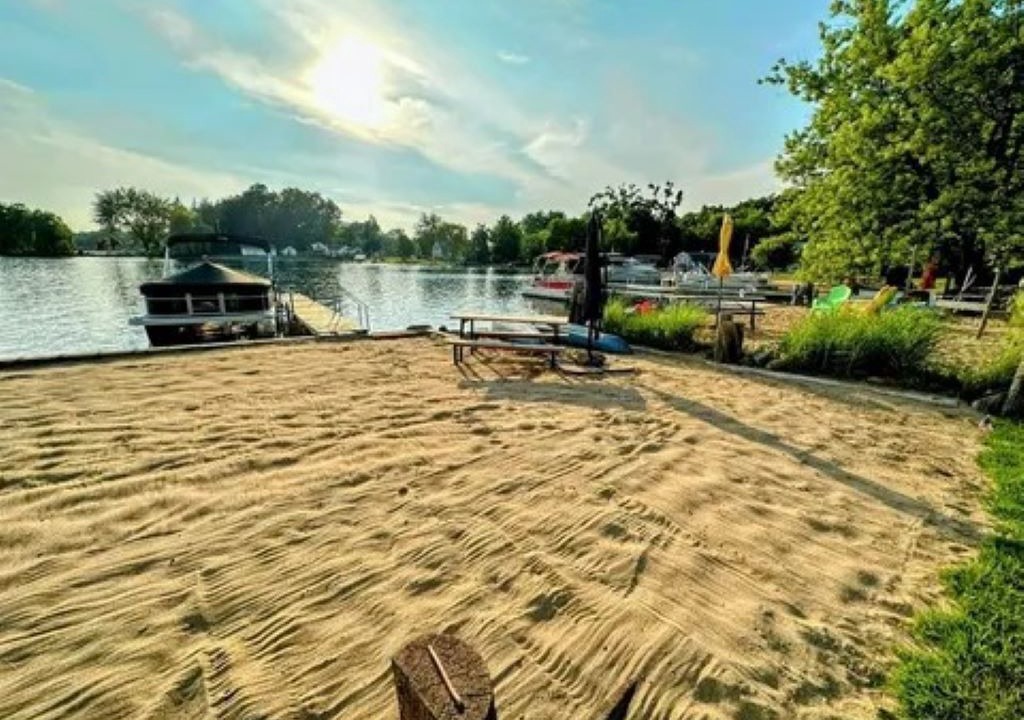Photo of Others in Sand Creek