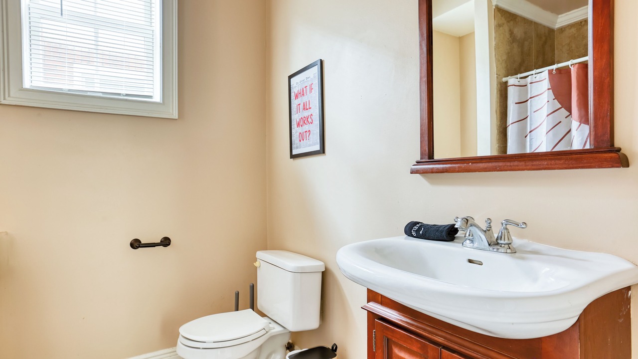 Photo of Bathroom in Metropolitan