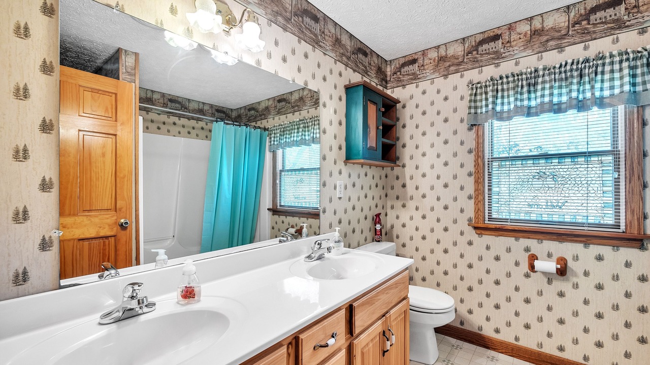 Photo of Bathroom in Seneca Rocks