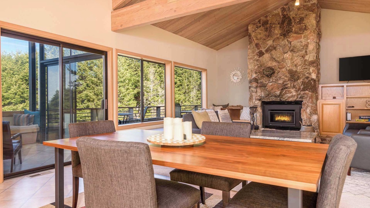 Photo of Bedroom in Sea Ranch