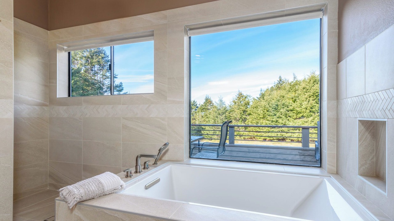 Photo of Bathroom in Sea Ranch