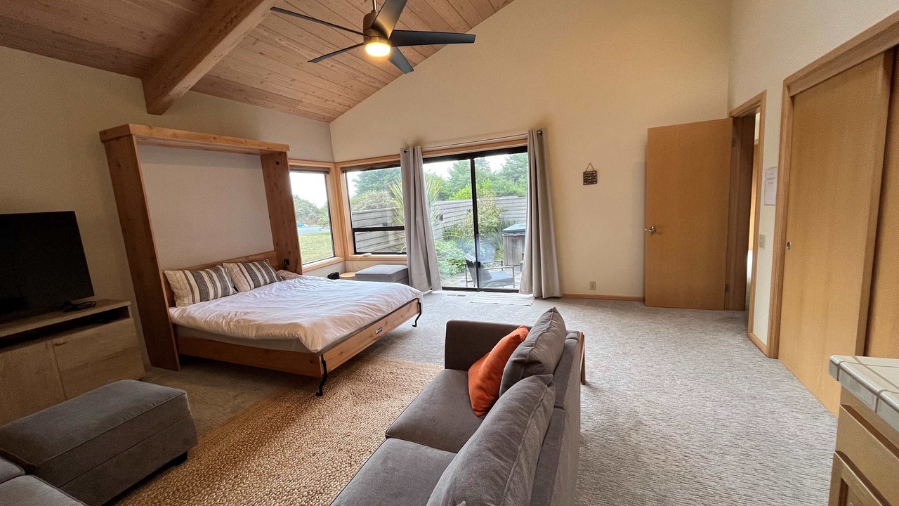 Photo of Bedroom in Sea Ranch