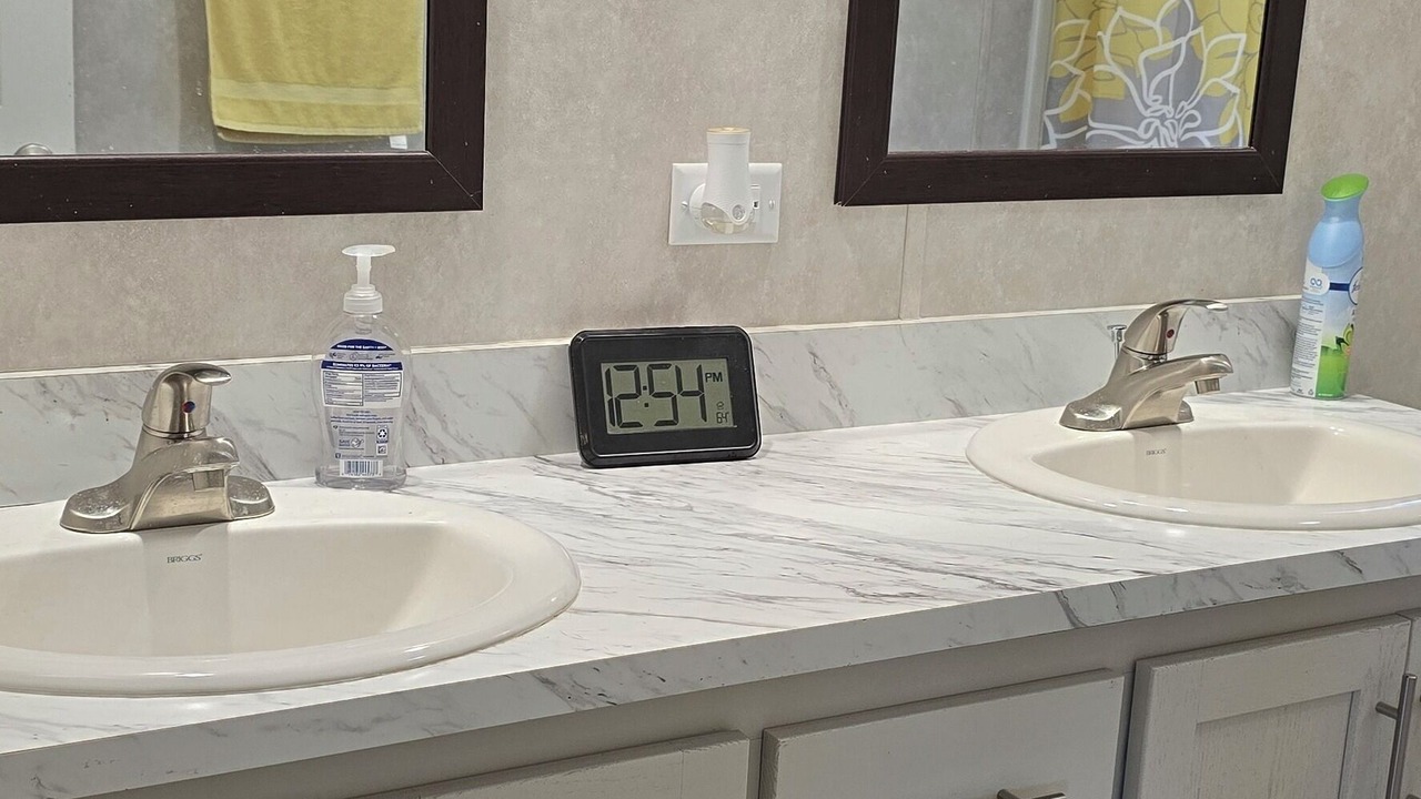 Photo of Bathroom in Underwood