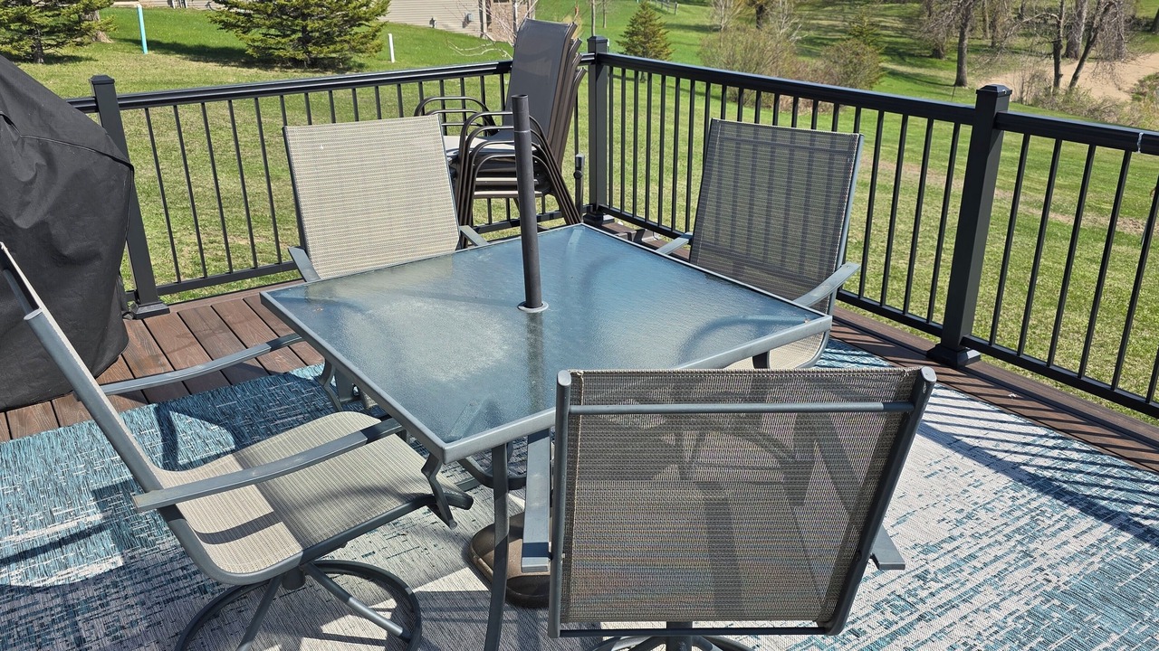 Photo of Outdoor in Underwood