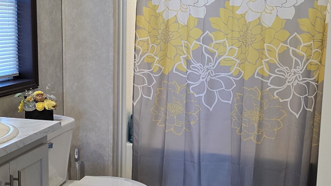 Photo of Bathroom in Underwood