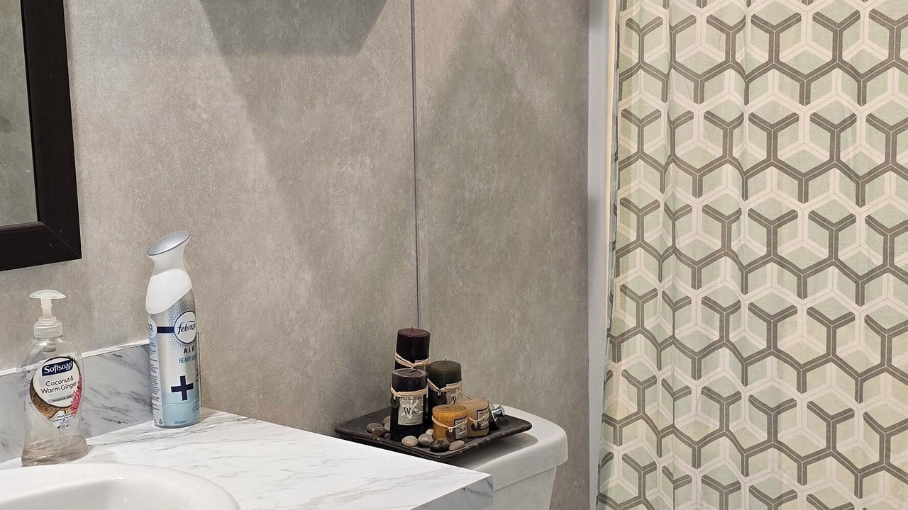 Photo of Bathroom in Underwood