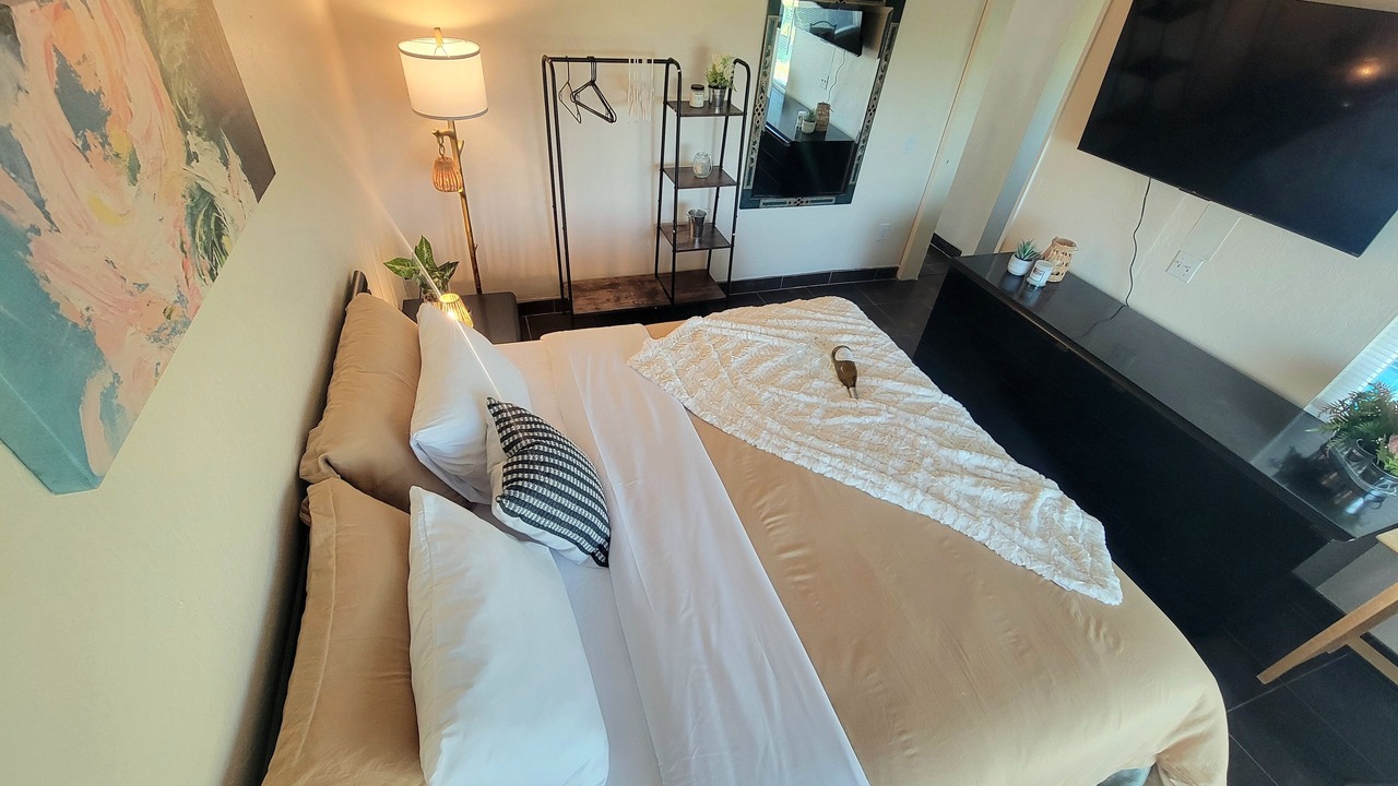 Photo of Bedroom in Escondido