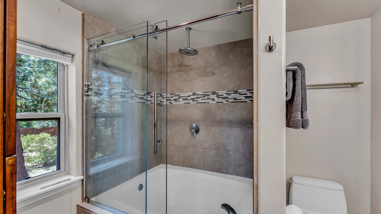 Photo of Bathroom in Talmont