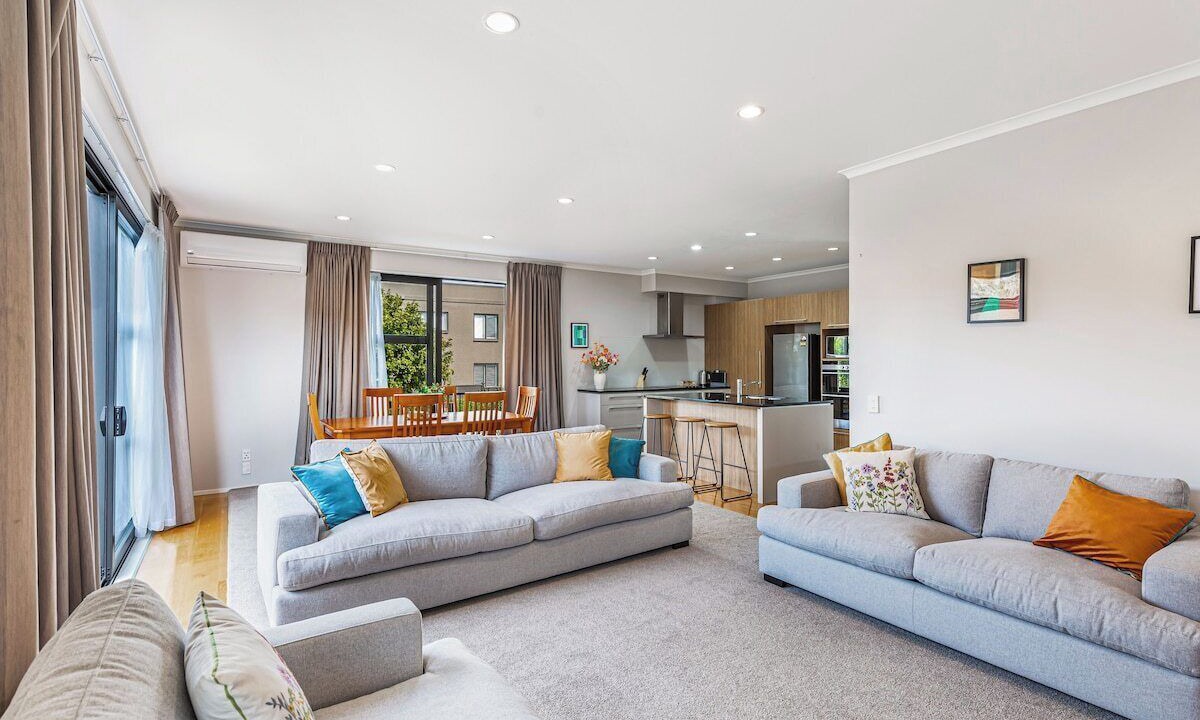 Photo of Livingroom in Greenlane - Ellerslie