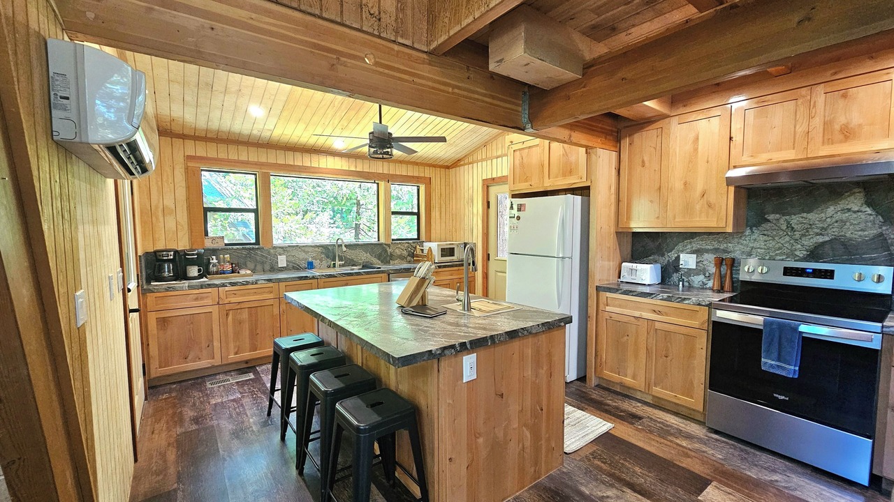 Photo of Kitchen in Sierra Cedars