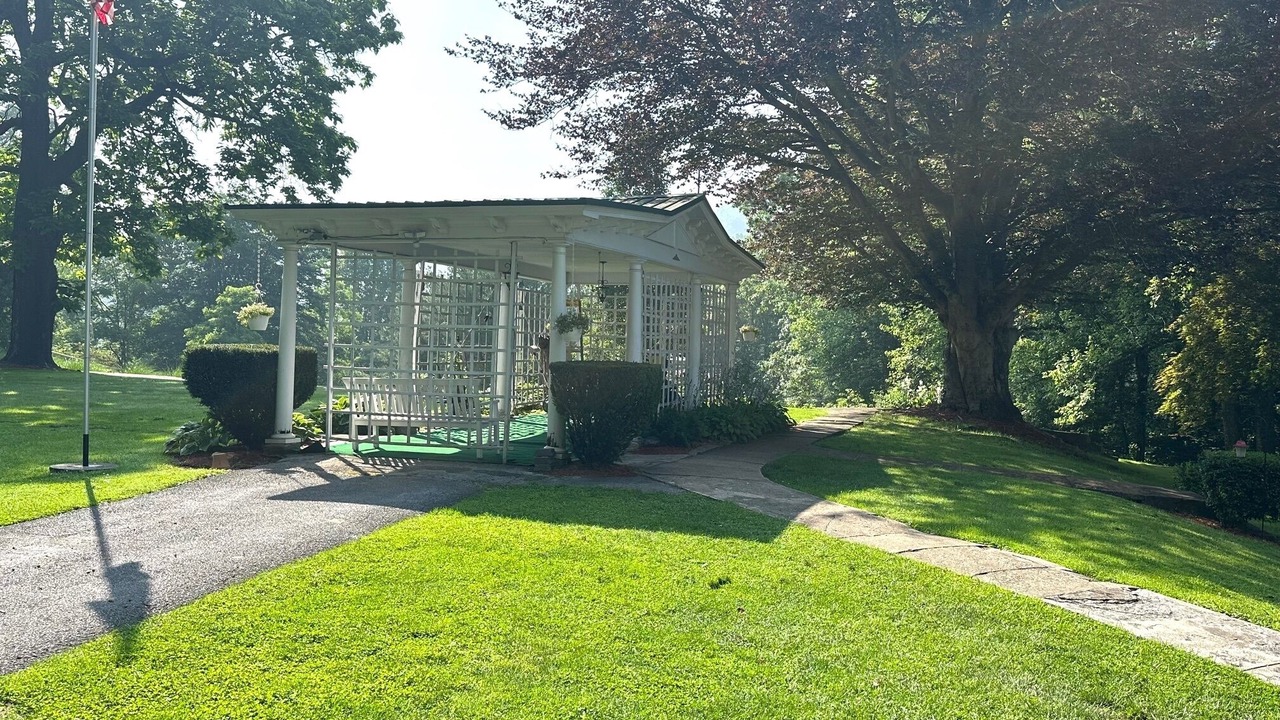 Photo of Outdoor in Leckie