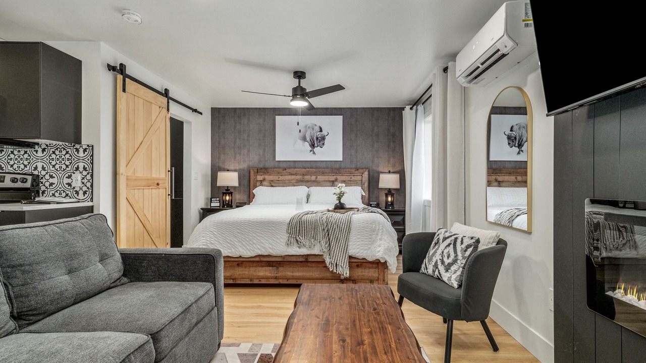 Photo of Bedroom in Fort Macleod