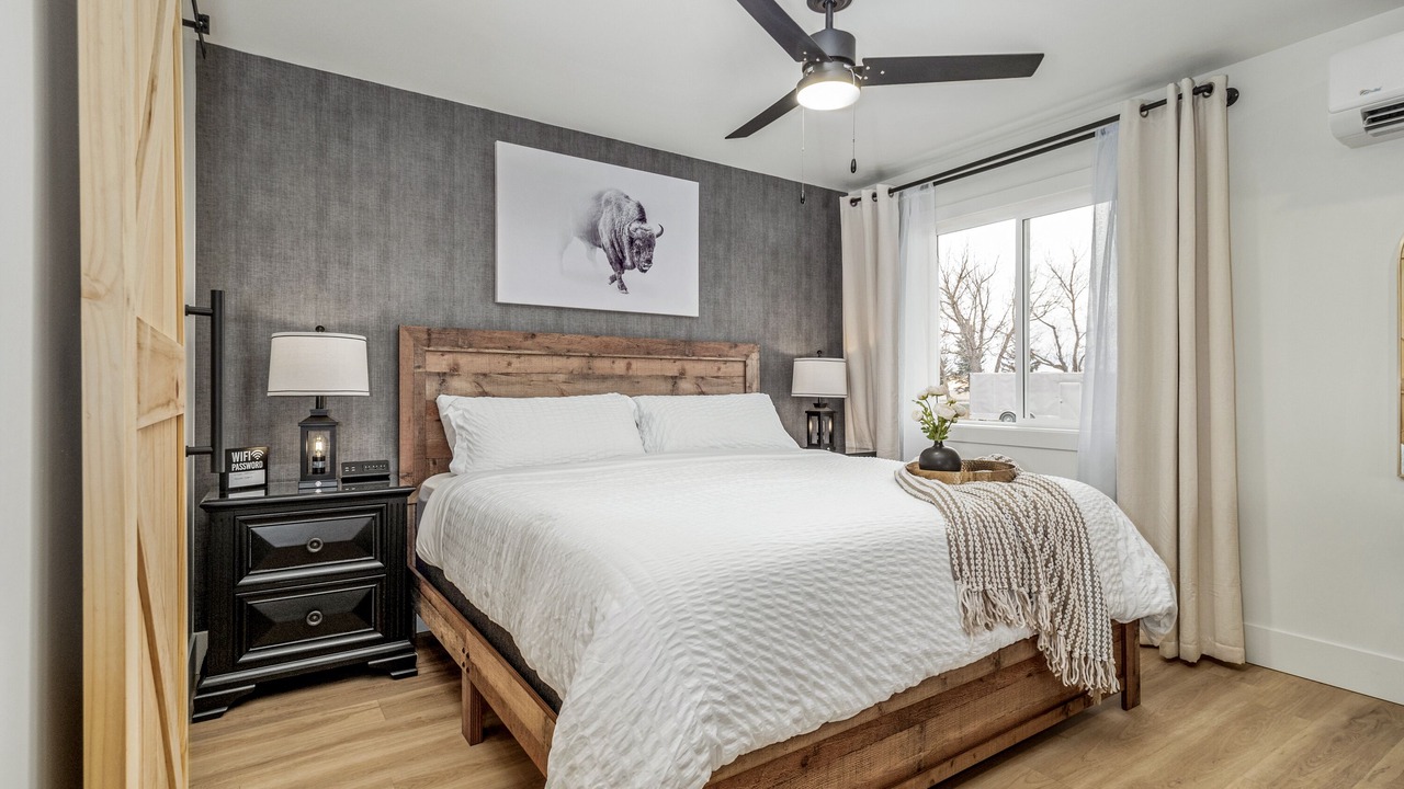 Photo of Bedroom in Fort Macleod