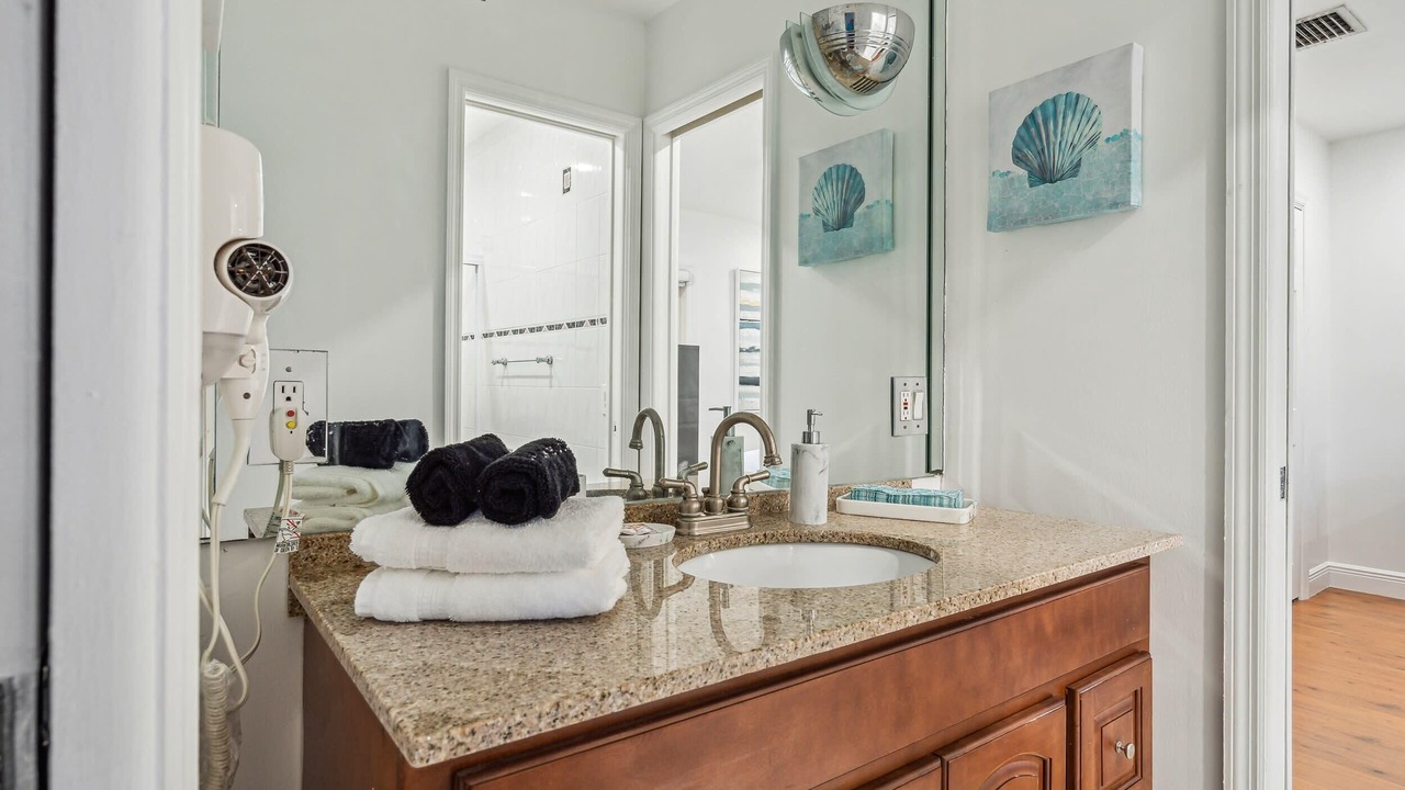 Photo of Bathroom in Miami Lakes