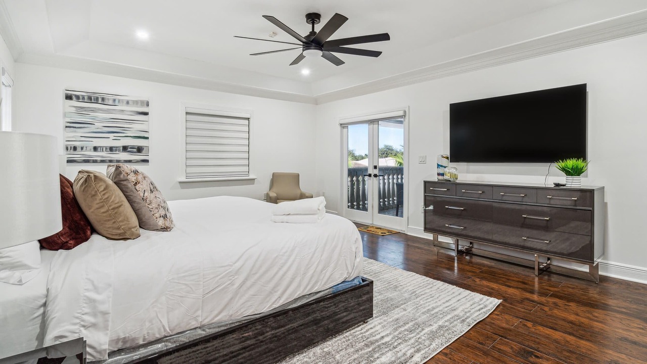 Photo of Bedroom in Miami Lakes