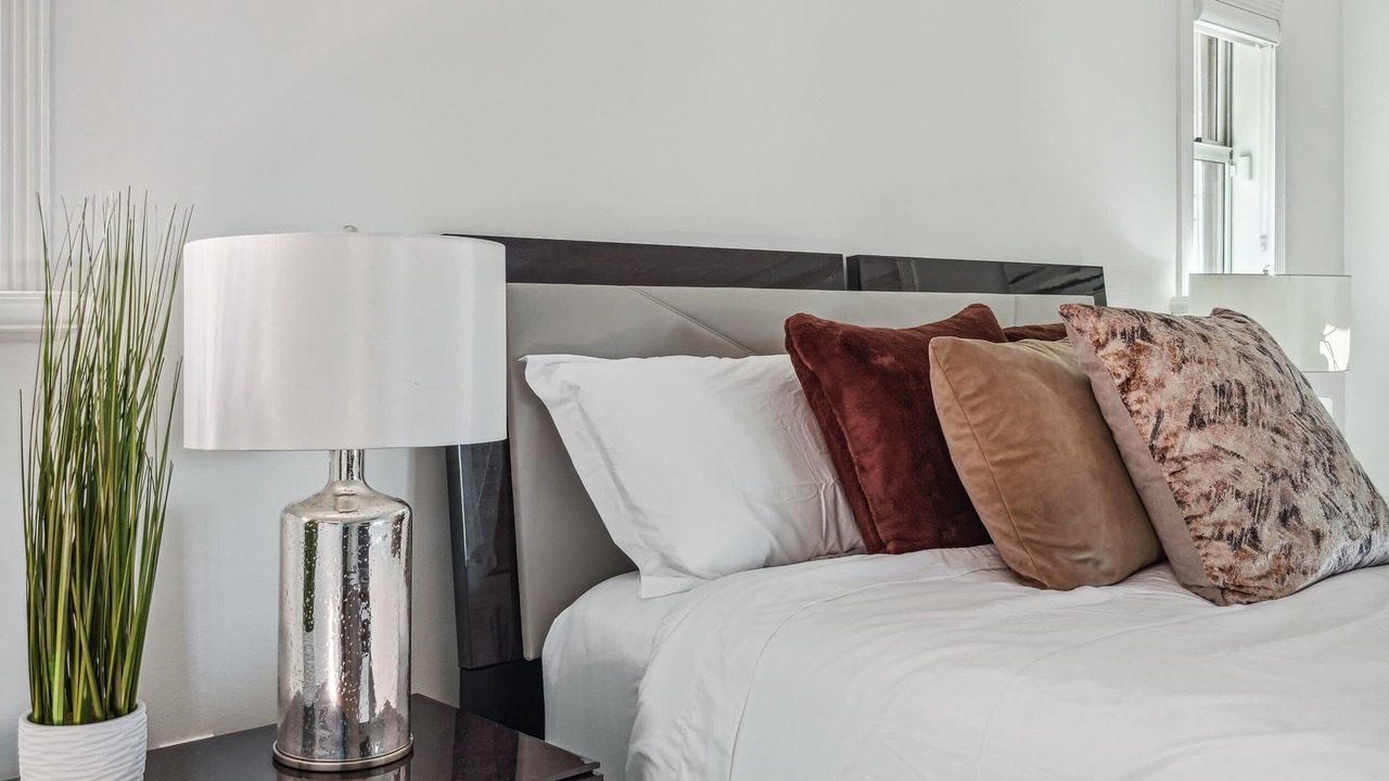 Photo of Bedroom in Miami Lakes