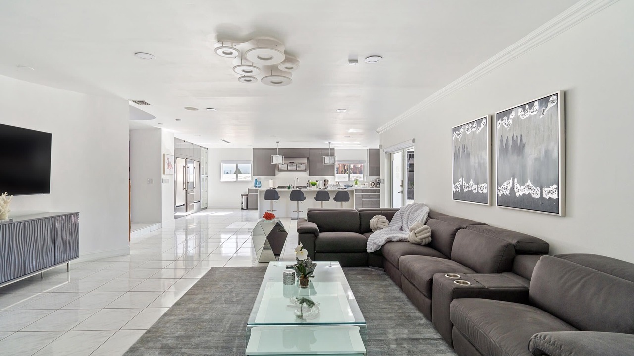 Photo of Livingroom in Miami Lakes