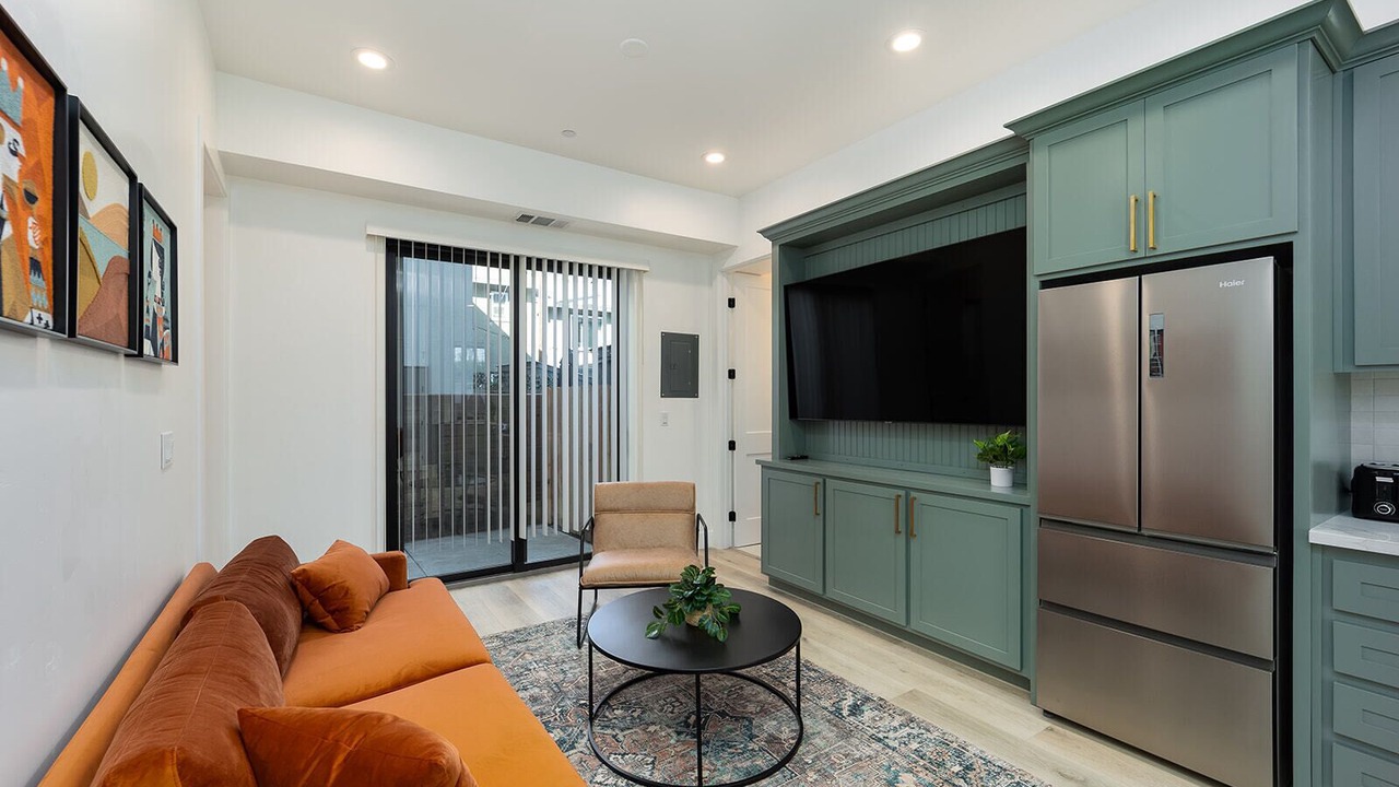 Photo of Livingroom in Land Park