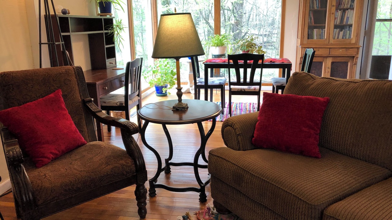 Photo of Livingroom in Jefferson County