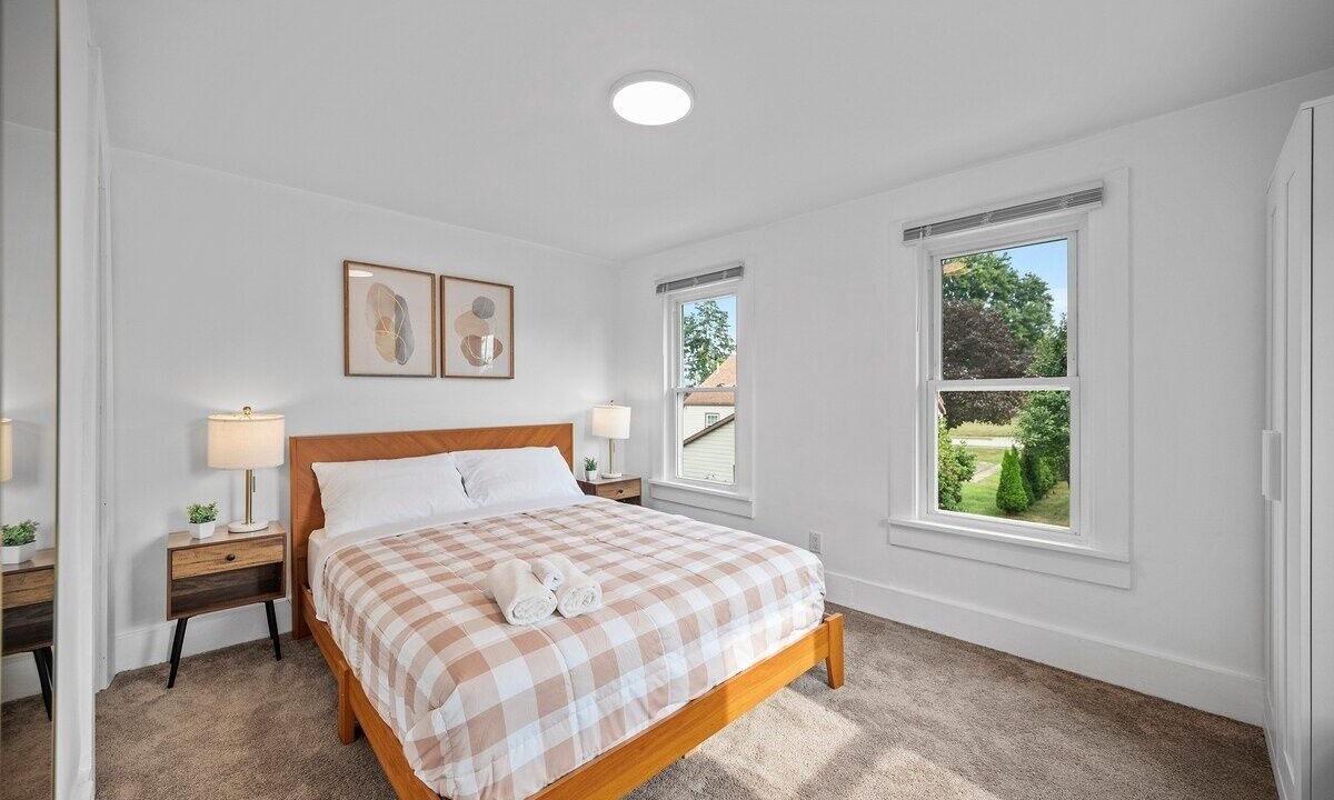 Photo of Bedroom in Natrona Heights