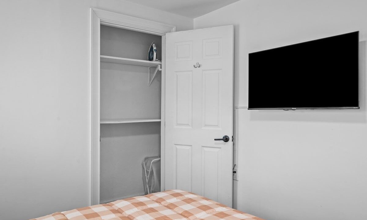 Photo of Bedroom in Natrona Heights