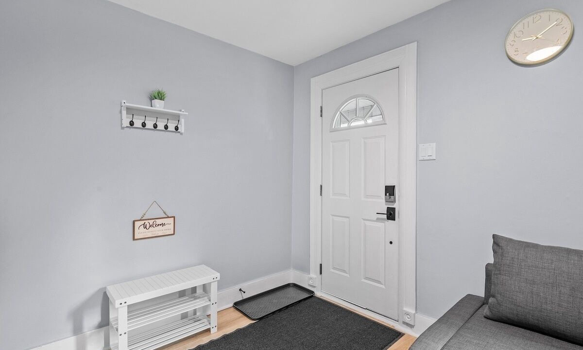 Photo of Livingroom in Natrona Heights