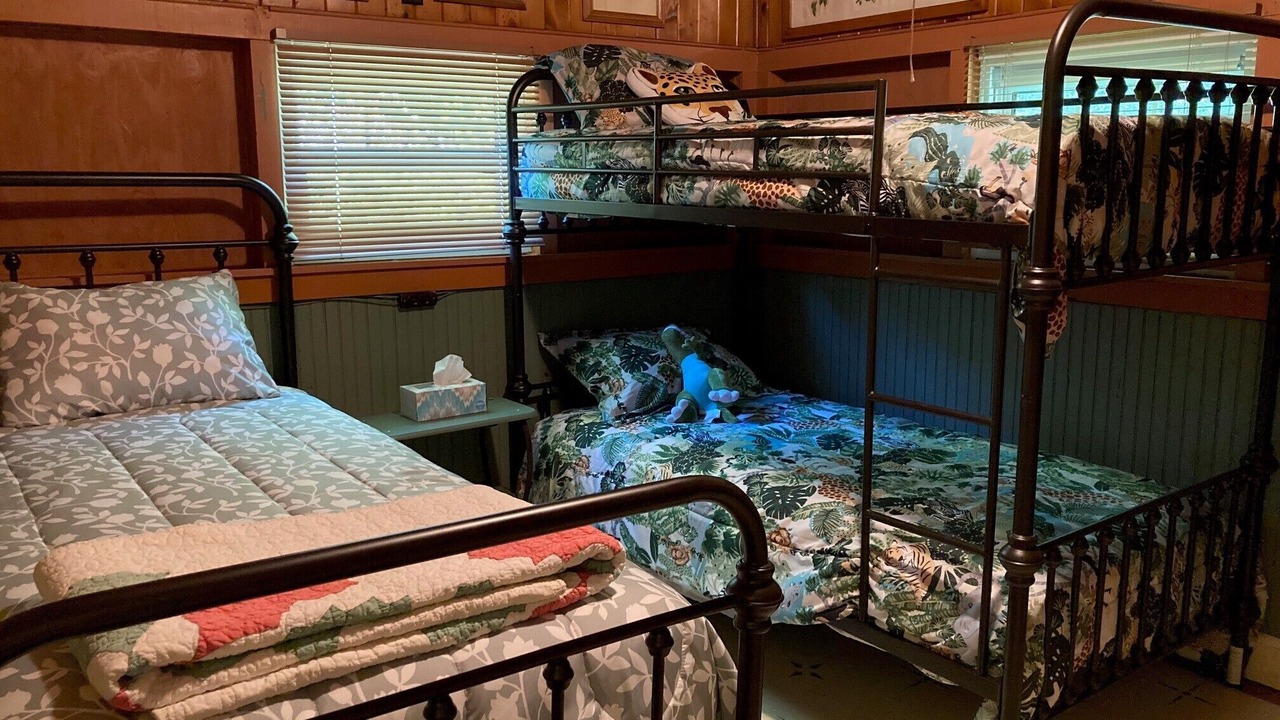 Photo of Bedroom in Kilsyth