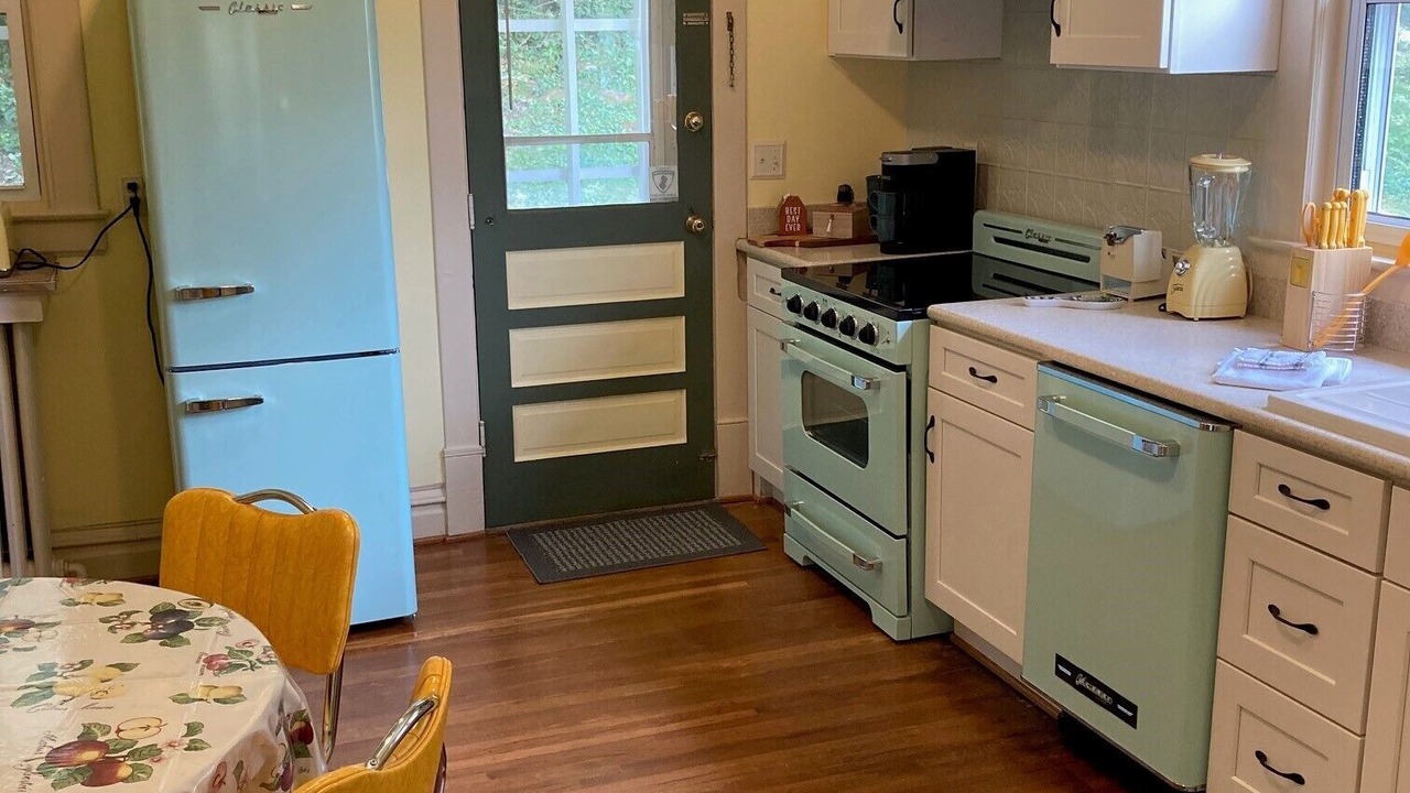 Photo of Kitchen in Kilsyth