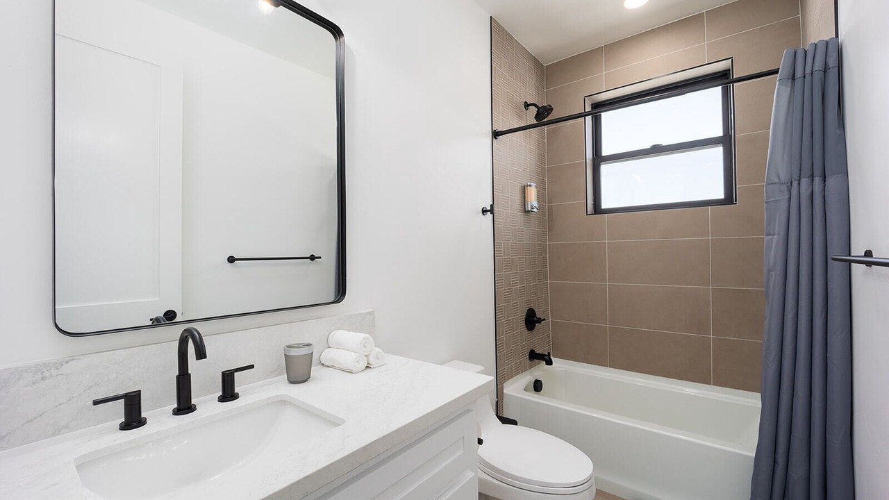 Photo of Bathroom in Land Park