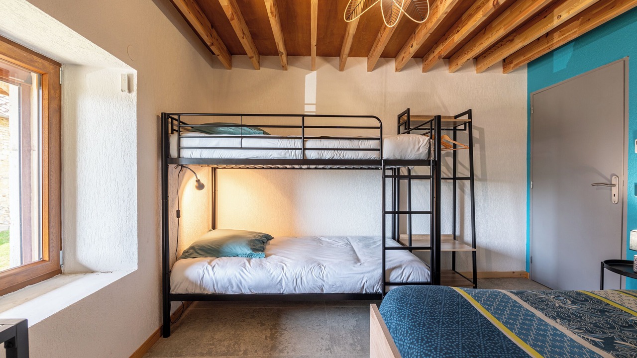 Photo of Bedroom in Moye