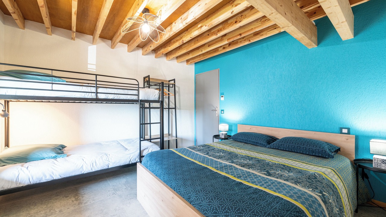 Photo of Bedroom in Moye