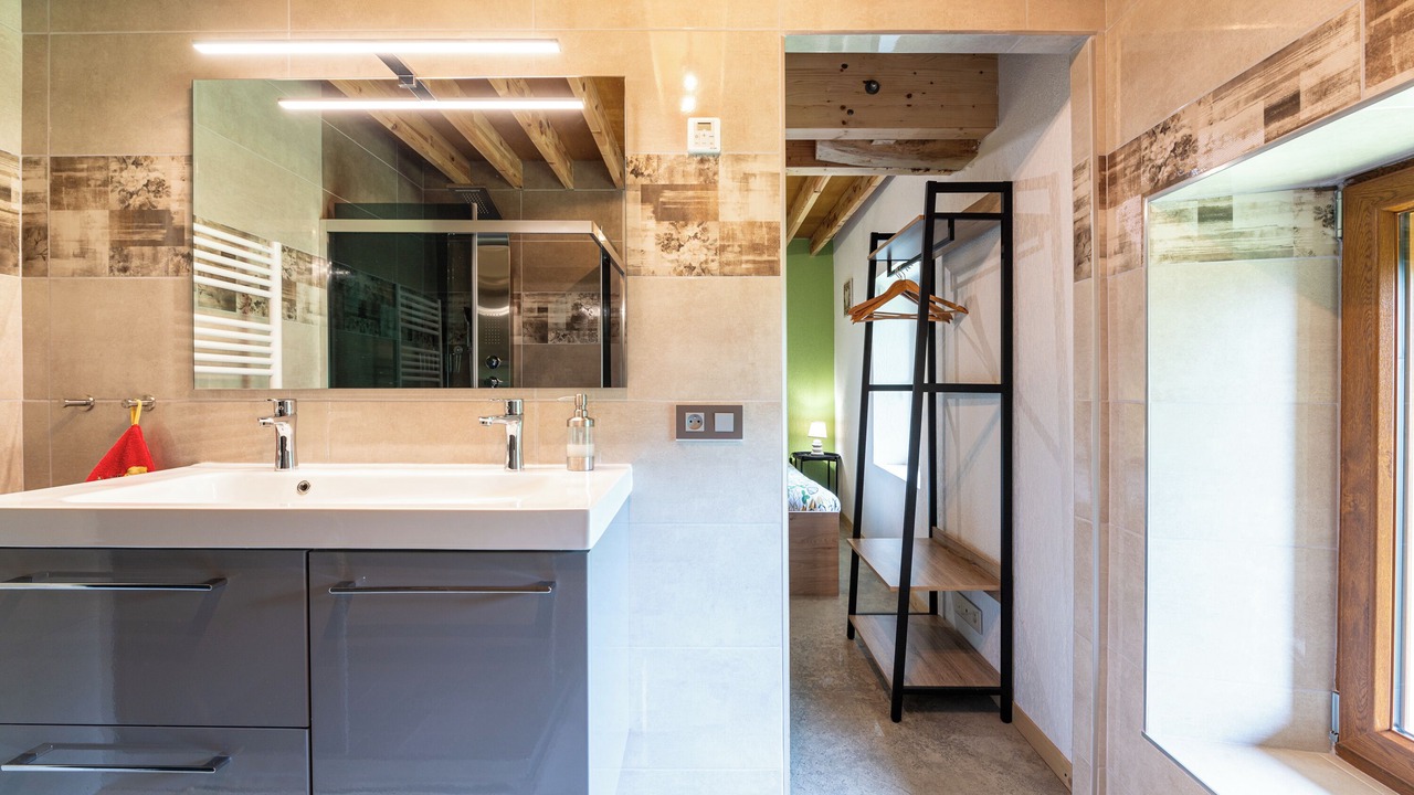 Photo of Bathroom in Moye