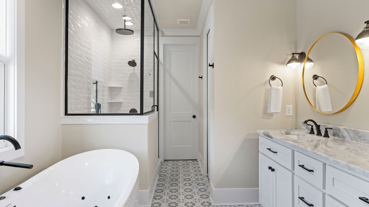 Photo of Bathroom in Dadeville