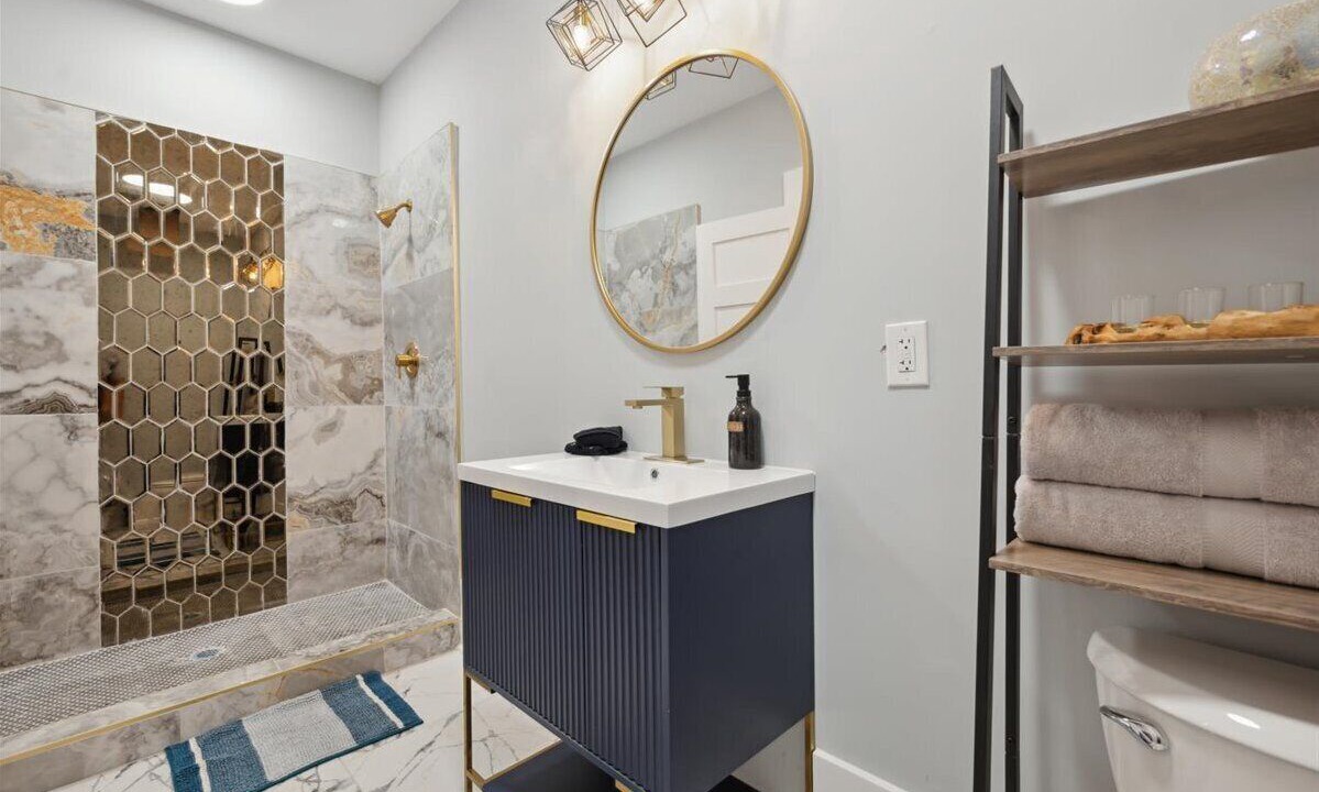 Photo of Bathroom in Metropolitan