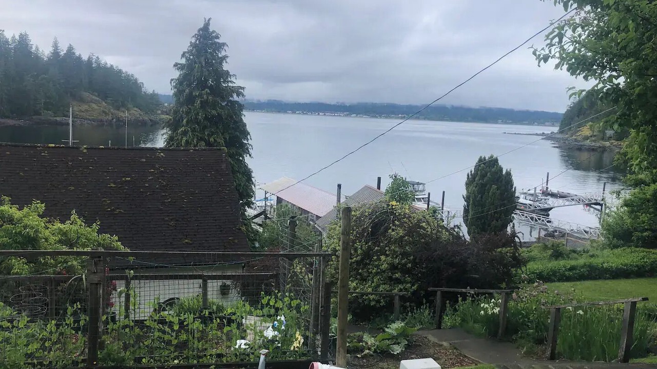 Photo of Outdoor in Quathiaski Cove