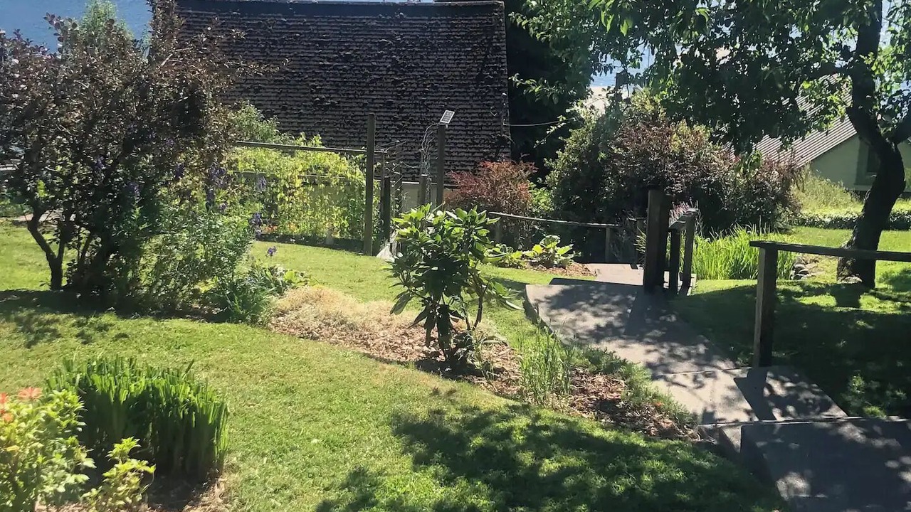 Photo of Outdoor in Quathiaski Cove