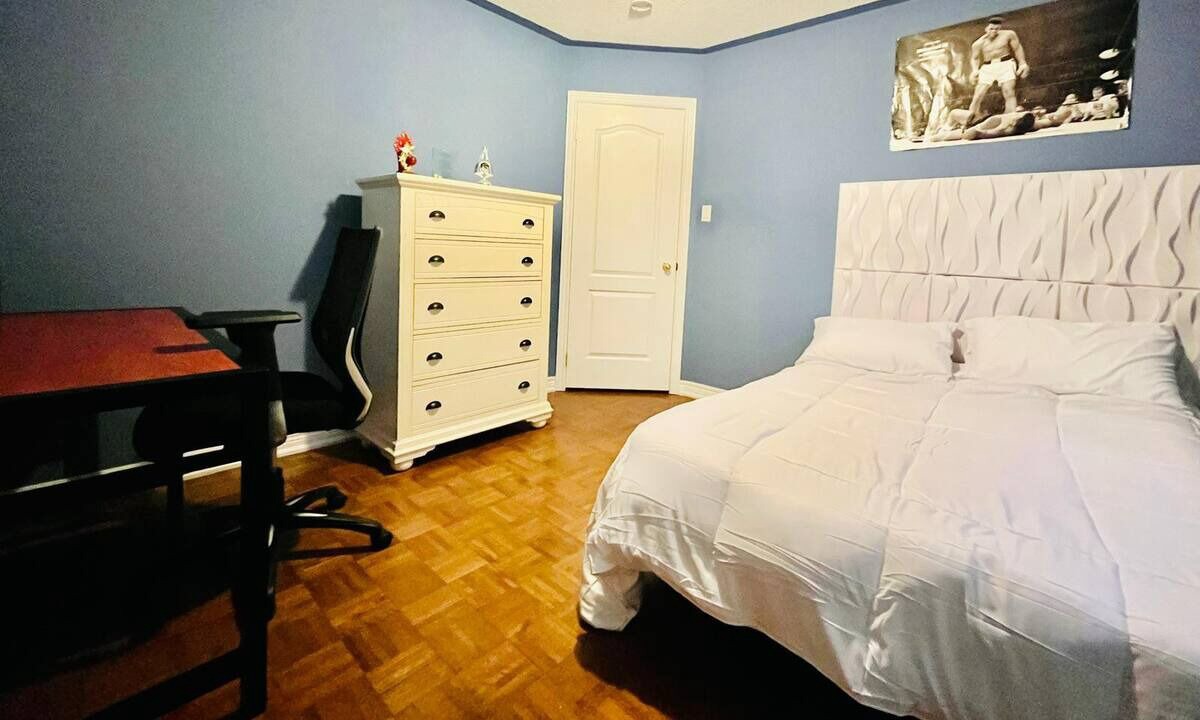 Photo of Bedroom in Vaughan