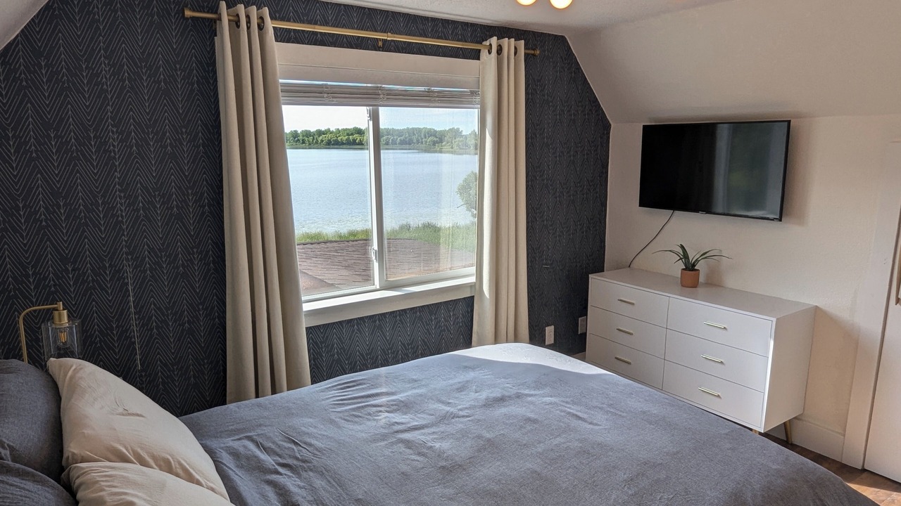 Photo of Bedroom in Underwood