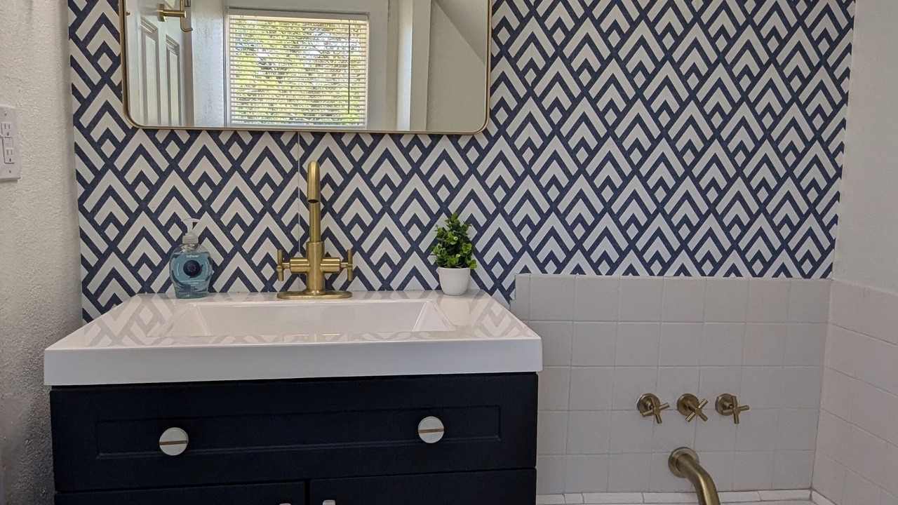 Photo of Bathroom in Underwood