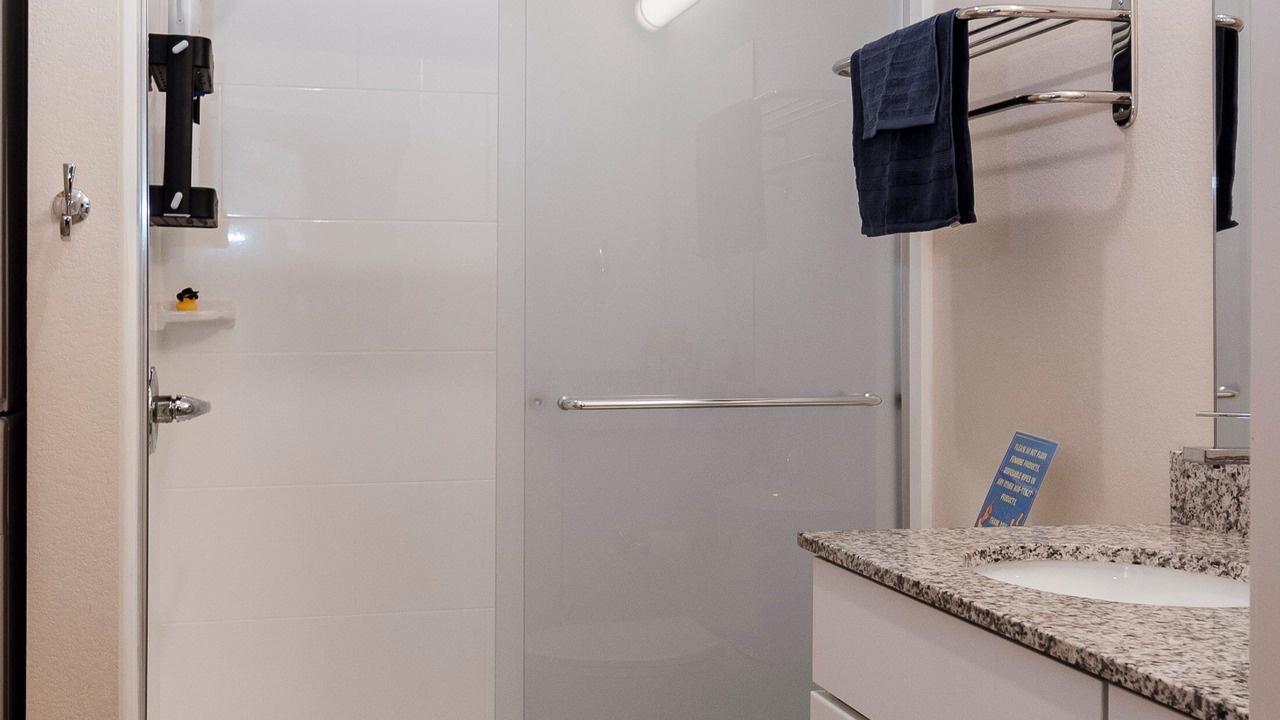 Photo of Bathroom in Clegg