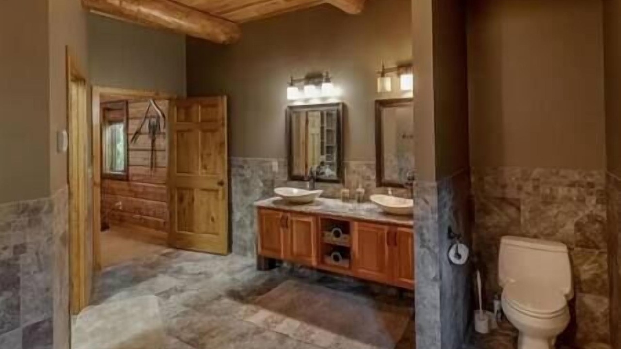 Photo of Bathroom in Park Rapids