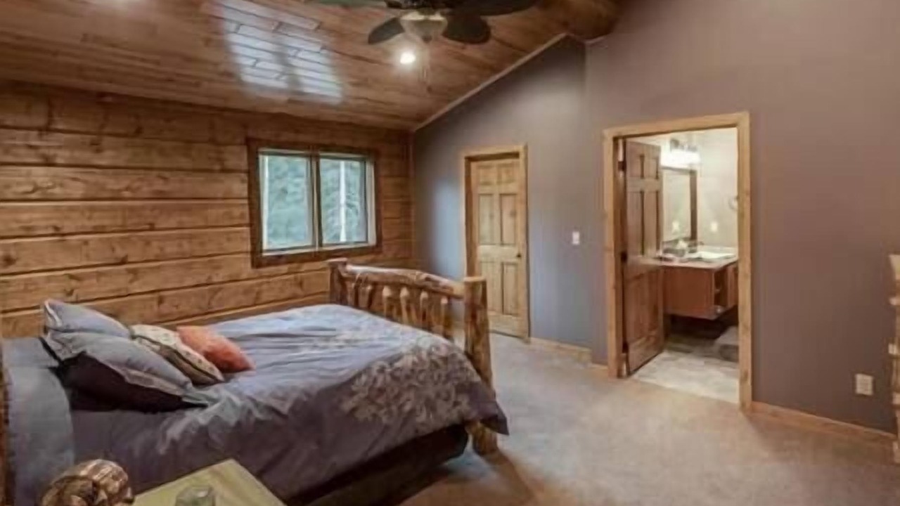 Photo of Bathroom in Park Rapids