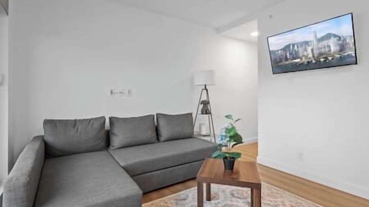 Photo of Livingroom in Bridgeland