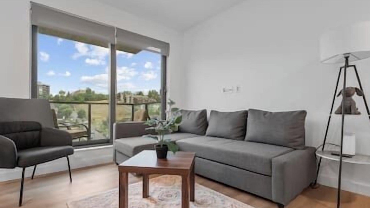 Photo of Livingroom in Bridgeland