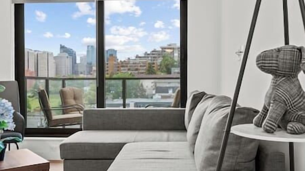 Photo of Livingroom in Bridgeland