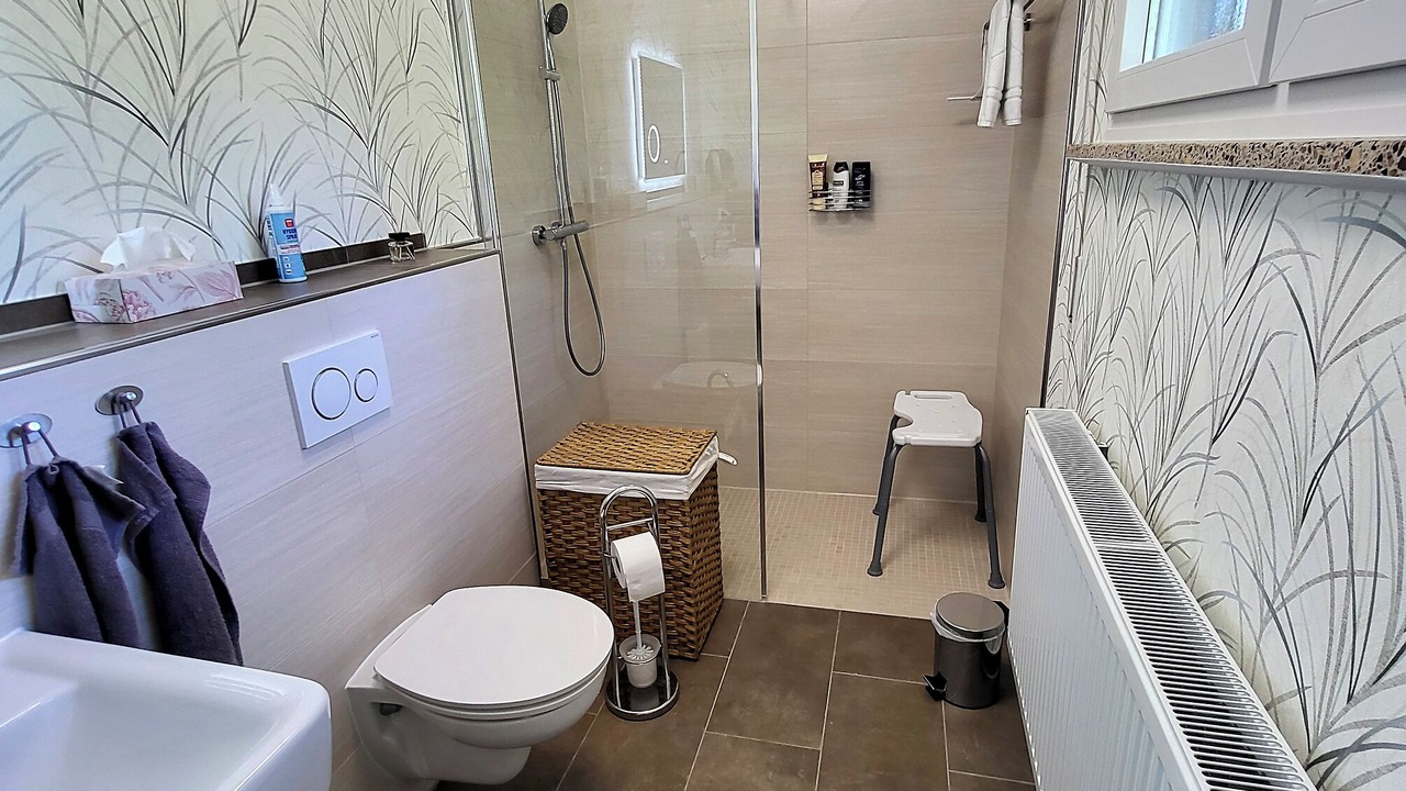 Photo of Bathroom in Overath
